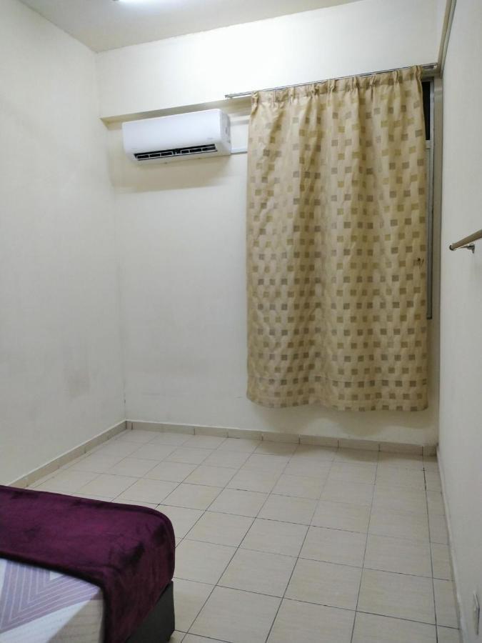 Homestay Kuala Terengganu Near Batu Burok, Hospital Hsnz, Ktcc Mall, Drawbridge C Exterior photo